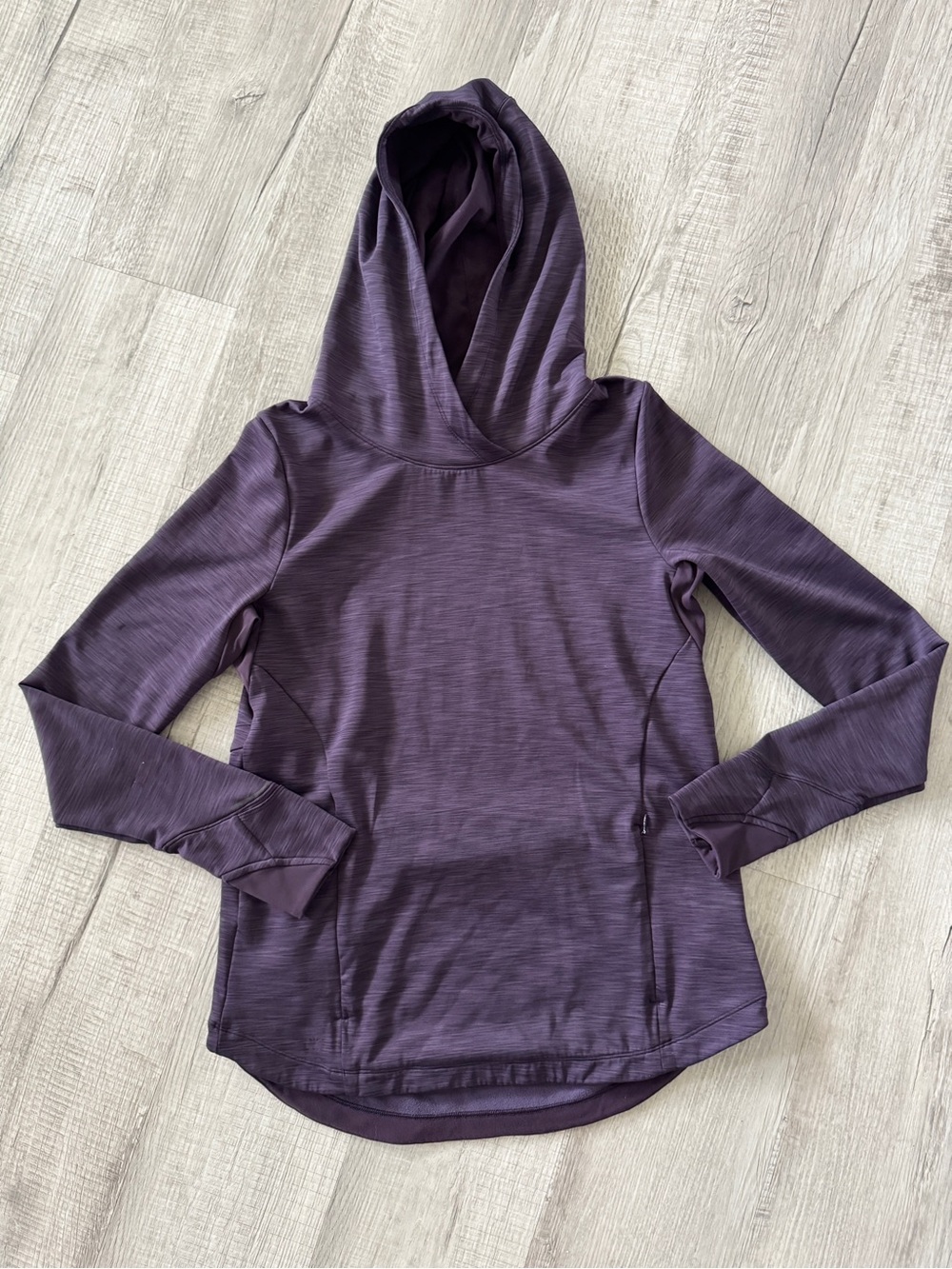 Athleta heathered plum purple pulloverhoodie sweatshirt thumbholes women’s sizeS